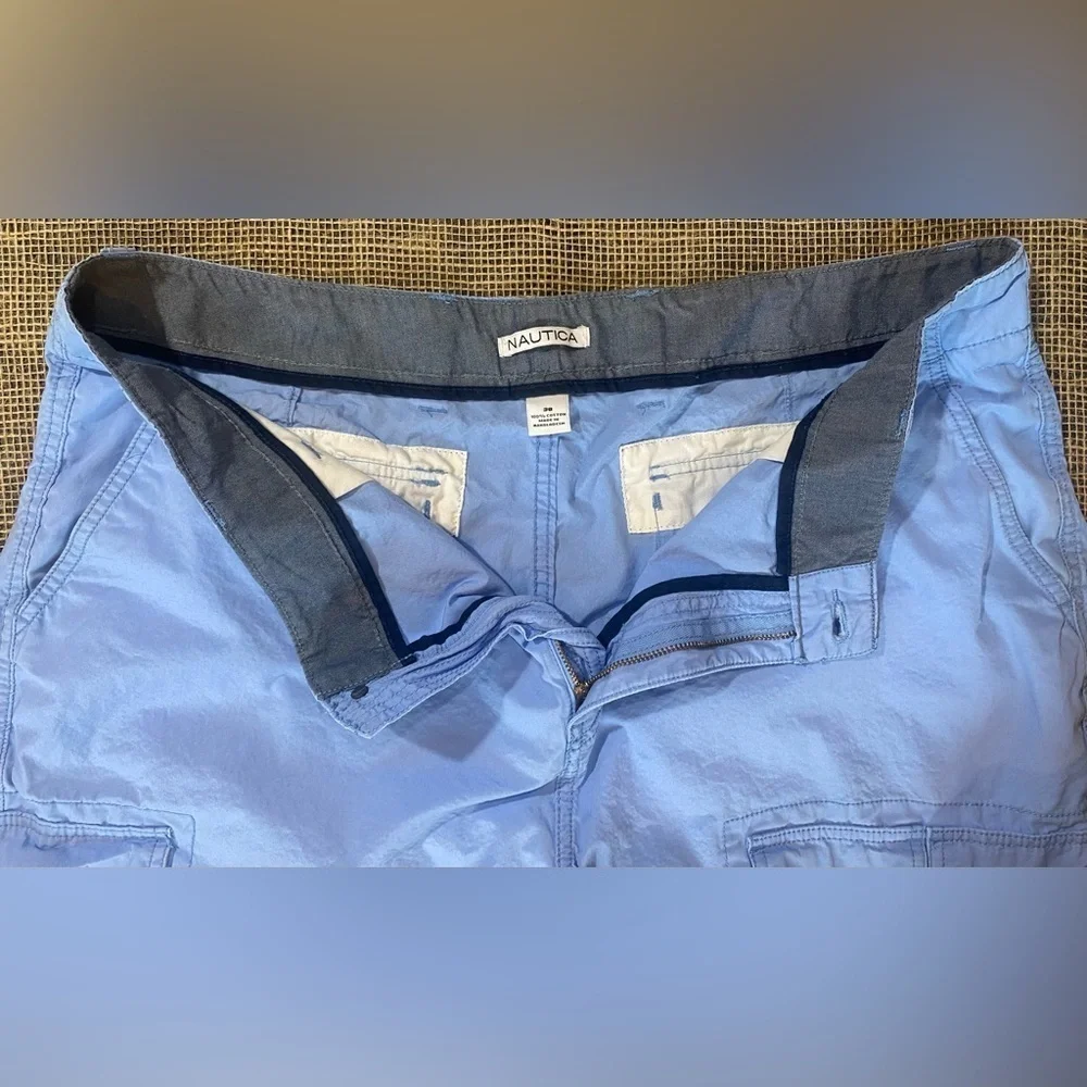 Nautica Light Blue Cargo Shorts, Sz 38, 7 Pockets, Button & Zip Closure, Cotton